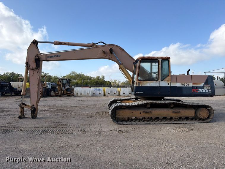 image for item FB8330 1992 Komatsu PC200LC-5L excavator