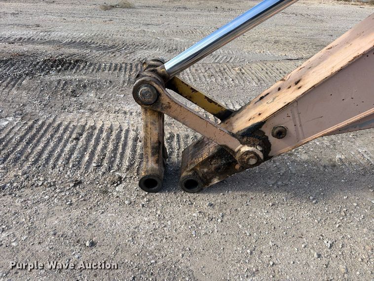 image for item FB8330 1992 Komatsu PC200LC-5L excavator