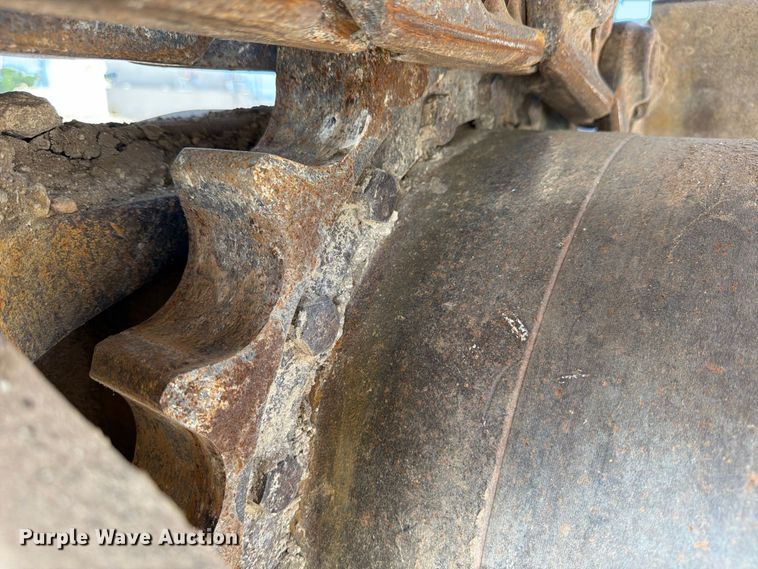 image for item FB8330 1992 Komatsu PC200LC-5L excavator