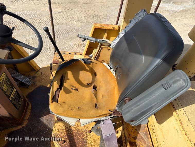 image for item FB8331 1993 Komatsu WA180-1 wheel loader