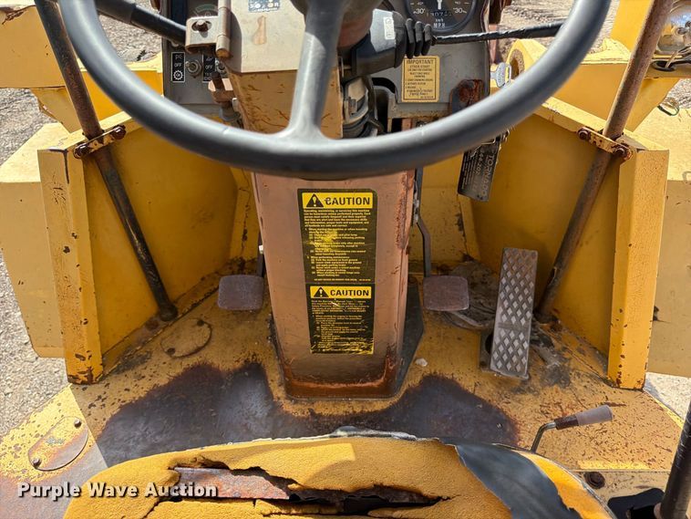 image for item FB8331 1993 Komatsu WA180-1 wheel loader