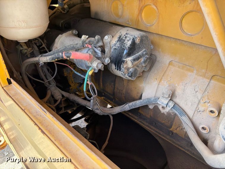 image for item FB8331 1993 Komatsu WA180-1 wheel loader