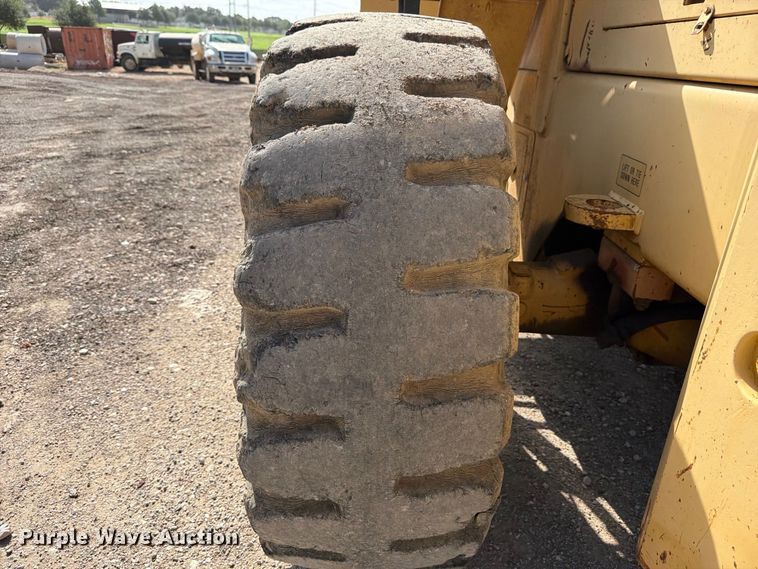 image for item FB8331 1993 Komatsu WA180-1 wheel loader