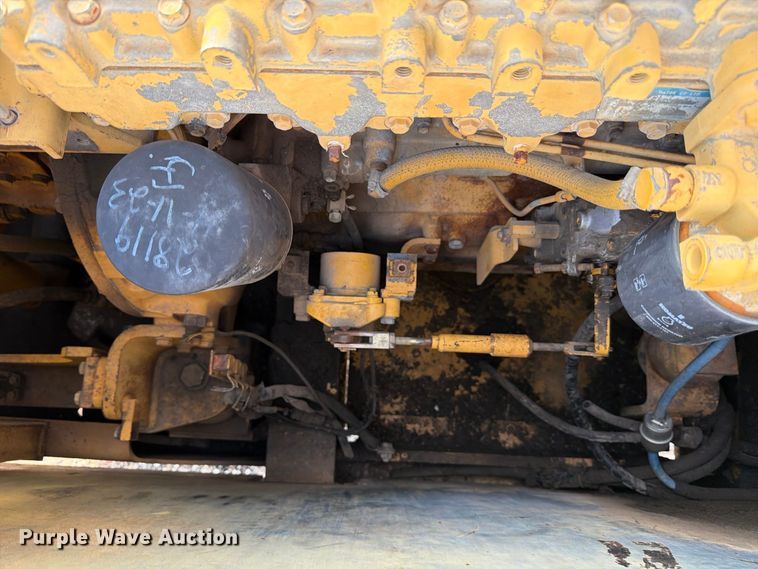 image for item FB8332 1992 Komatsu PC300LC-5L excavator