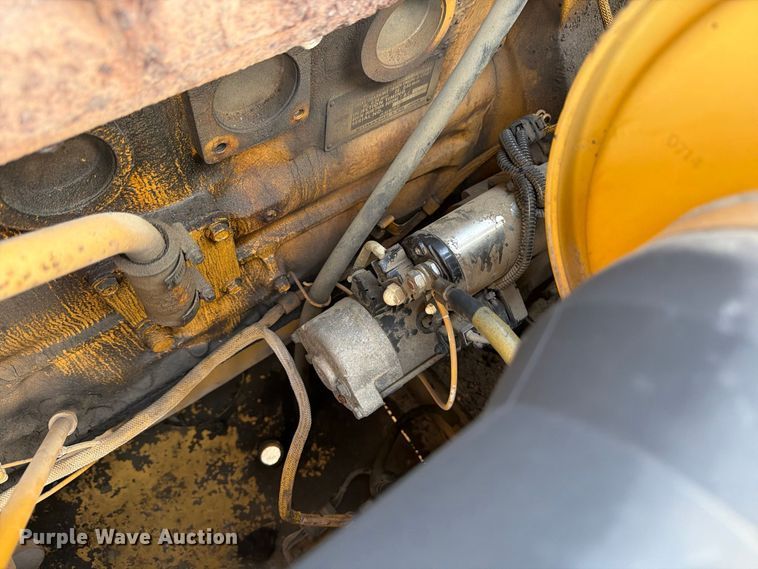 image for item FB8332 1992 Komatsu PC300LC-5L excavator