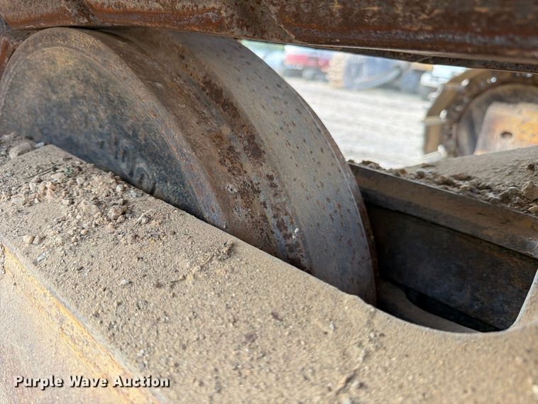 image for item FB8332 1992 Komatsu PC300LC-5L excavator
