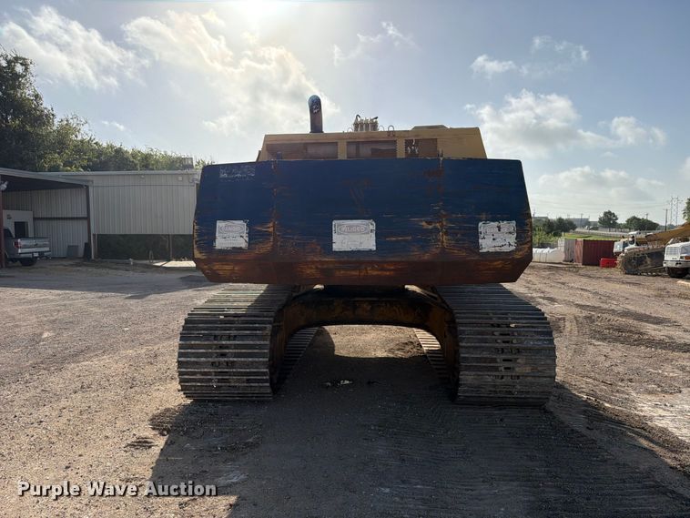 image for item FB8333 1995 Komatsu PC400LC-5LC excavator