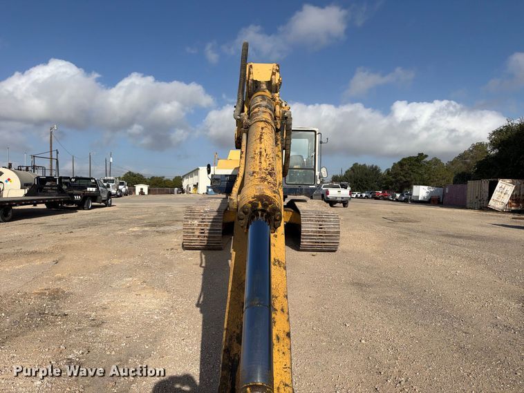 image for item FB8333 1995 Komatsu PC400LC-5LC excavator