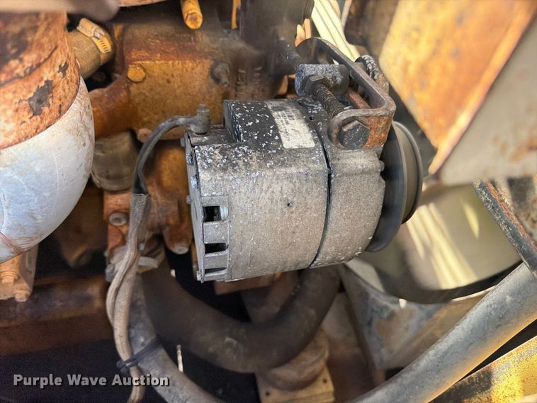 image for item FB8333 1995 Komatsu PC400LC-5LC excavator