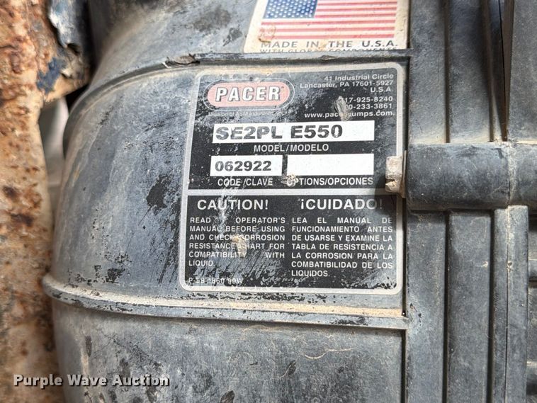 image for item FB8335 1997 International 4700 water truck