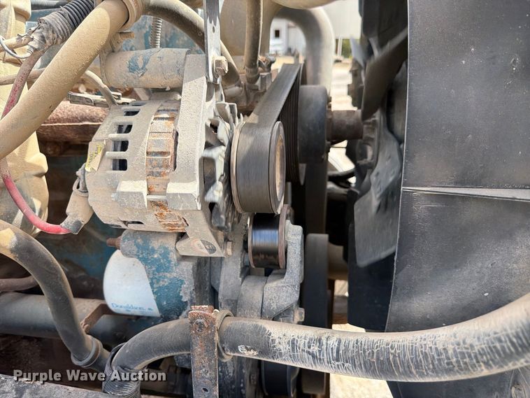 image for item FB8335 1997 International 4700 water truck
