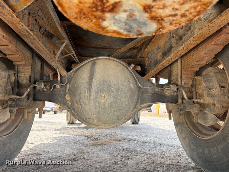 image for item FB8335 1997 International 4700 water truck