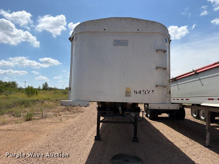 image for item FB8339 2008 Travis 39FT. T/102 grain trailer