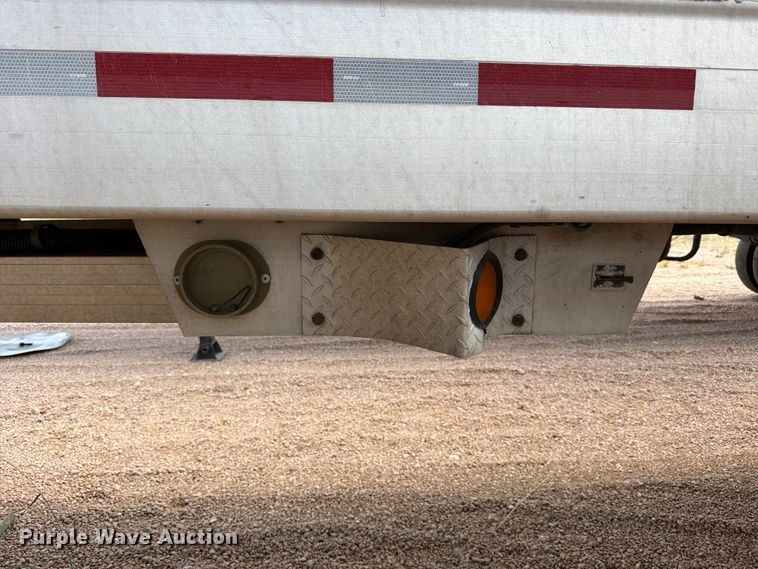 image for item FB8340 2007 Vantage S-85-Lone Star end dump trailer