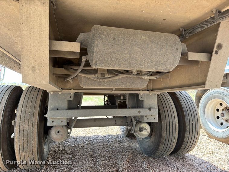 image for item FB8340 2007 Vantage S-85-Lone Star end dump trailer