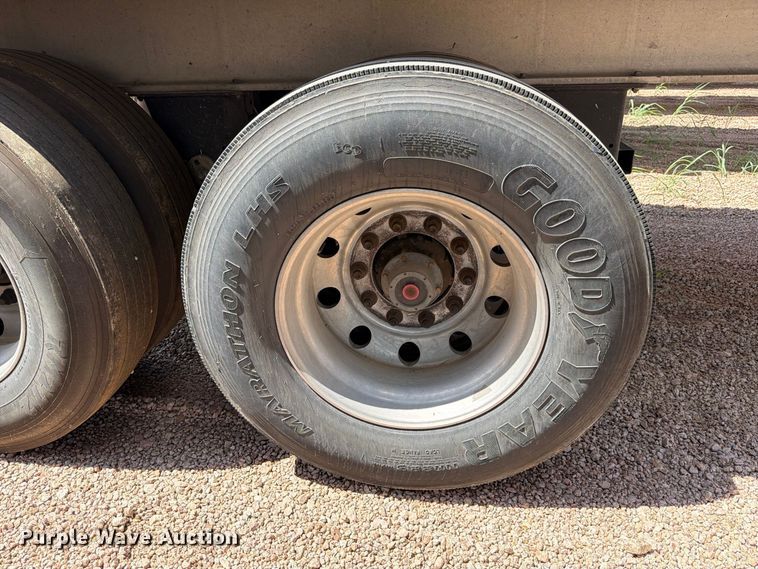 image for item FB8340 2007 Vantage S-85-Lone Star end dump trailer