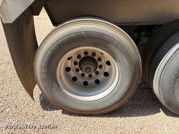 image for item FB8340 2007 Vantage S-85-Lone Star end dump trailer