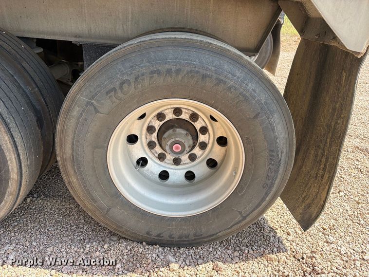 image for item FB8340 2007 Vantage S-85-Lone Star end dump trailer
