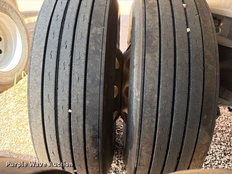 image for item FB8340 2007 Vantage S-85-Lone Star end dump trailer