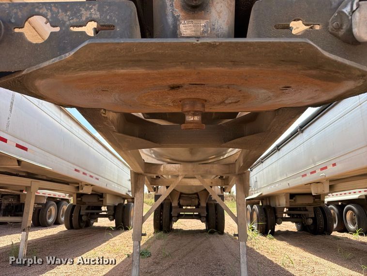 image for item FB8341 2017 Travis 39FT. S/97 end dump trailer