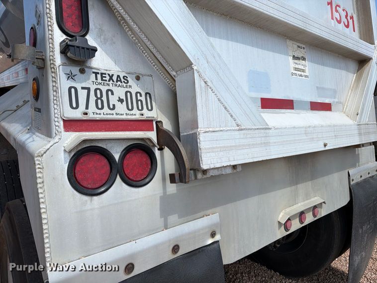 image for item FB8341 2017 Travis 39FT. S/97 end dump trailer