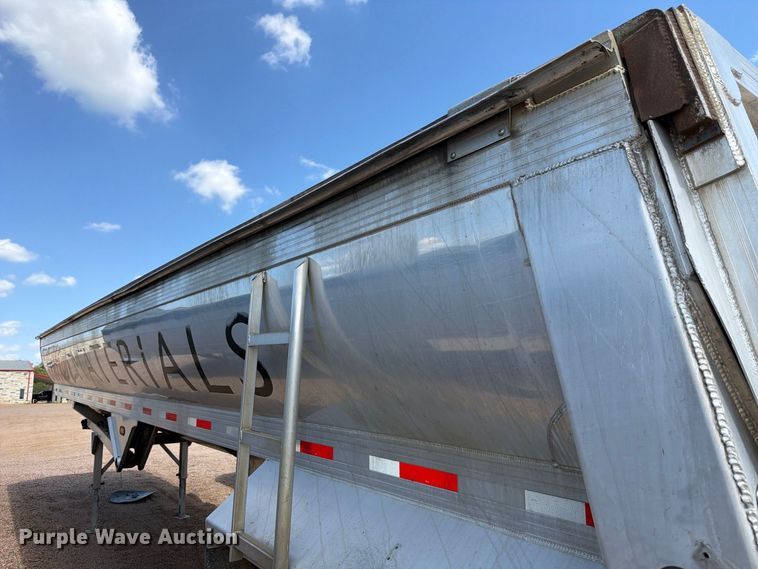 image for item FB8341 2017 Travis 39FT. S/97 end dump trailer