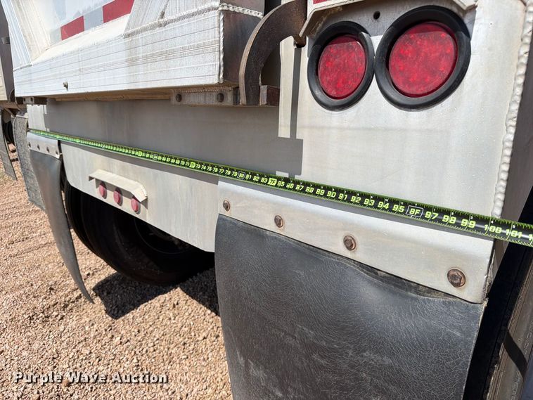 image for item FB8341 2017 Travis 39FT. S/97 end dump trailer