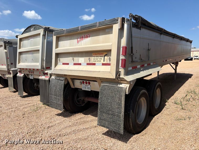 image for item FB8342 2007 Vantage S-85-Lone Star end dump trailer