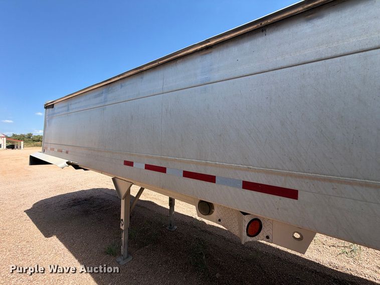 image for item FB8342 2007 Vantage S-85-Lone Star end dump trailer