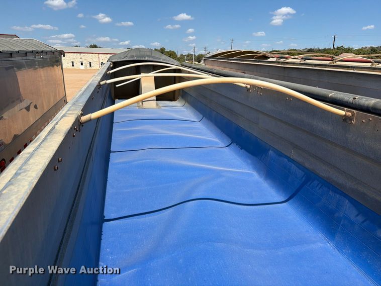 image for item FB8342 2007 Vantage S-85-Lone Star end dump trailer