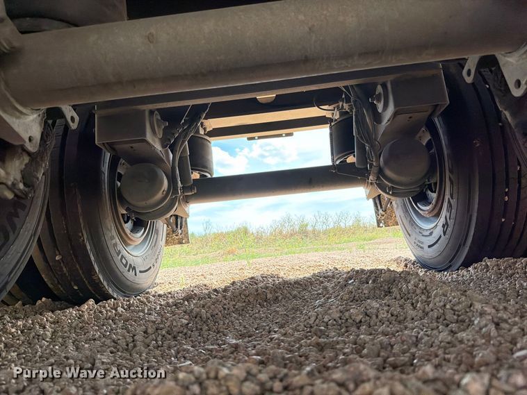 image for item FB8342 2007 Vantage S-85-Lone Star end dump trailer