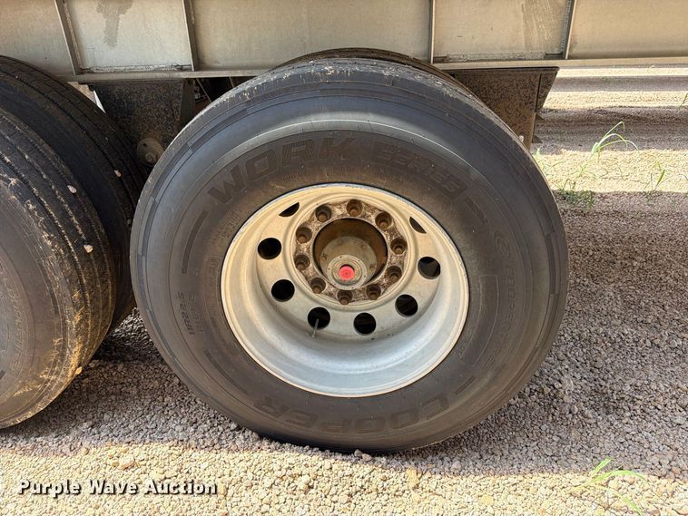 image for item FB8342 2007 Vantage S-85-Lone Star end dump trailer