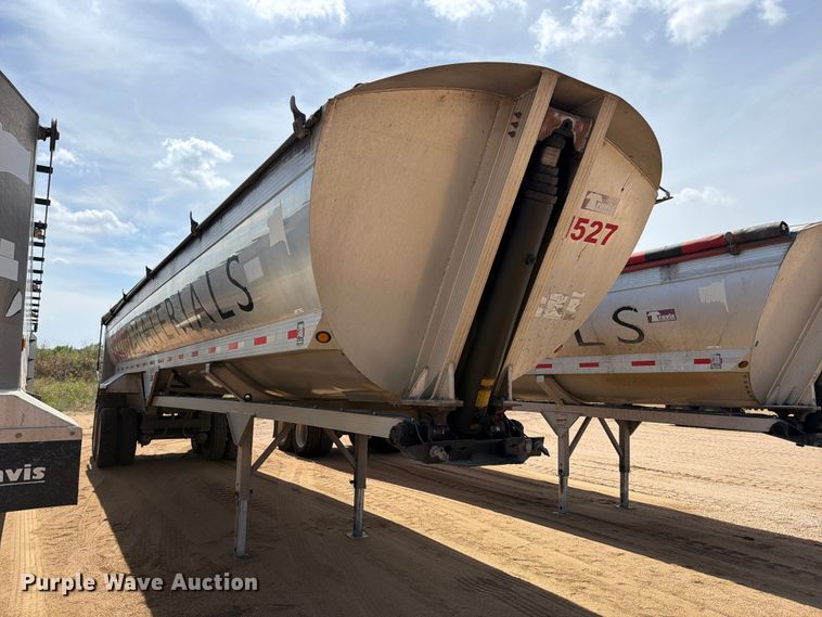 image for item FB8343 2017 Travis 39FT. S/97 end dump trailer