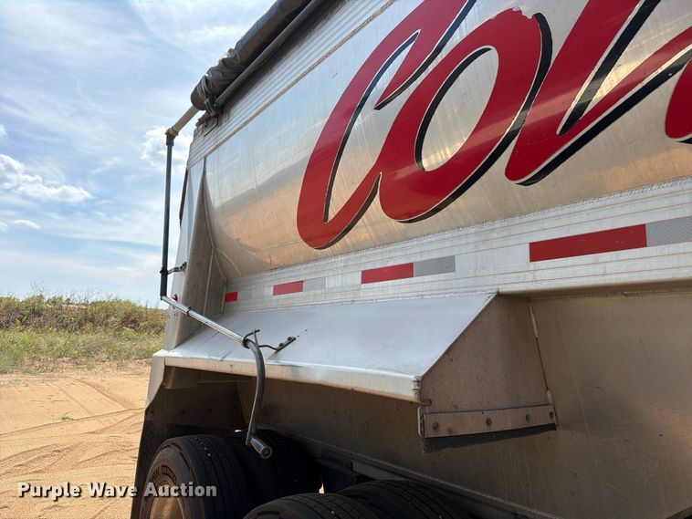 image for item FB8343 2017 Travis 39FT. S/97 end dump trailer