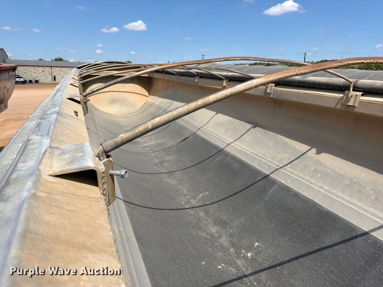 image for item FB8343 2017 Travis 39FT. S/97 end dump trailer