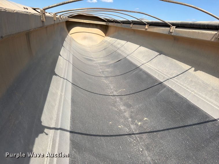 image for item FB8343 2017 Travis 39FT. S/97 end dump trailer
