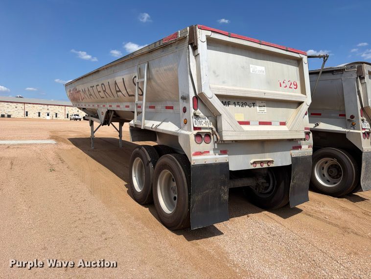 image for item FB8344 2017 Travis 39FT. S/97 end dump trailer