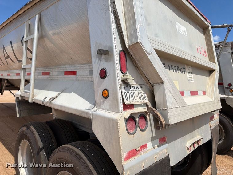 image for item FB8344 2017 Travis 39FT. S/97 end dump trailer