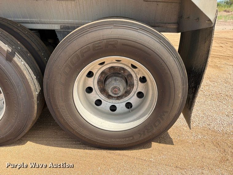 image for item FB8344 2017 Travis 39FT. S/97 end dump trailer