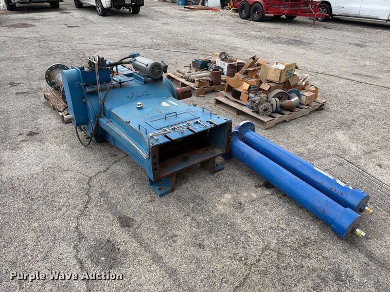 FMC M2836 API pump