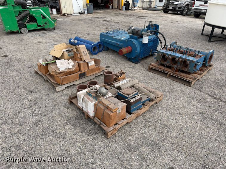 image for item FB8352 FMC M2836 API pump