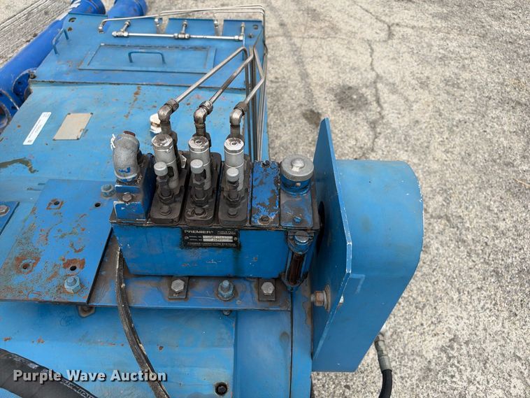 image for item FB8352 FMC M2836 API pump