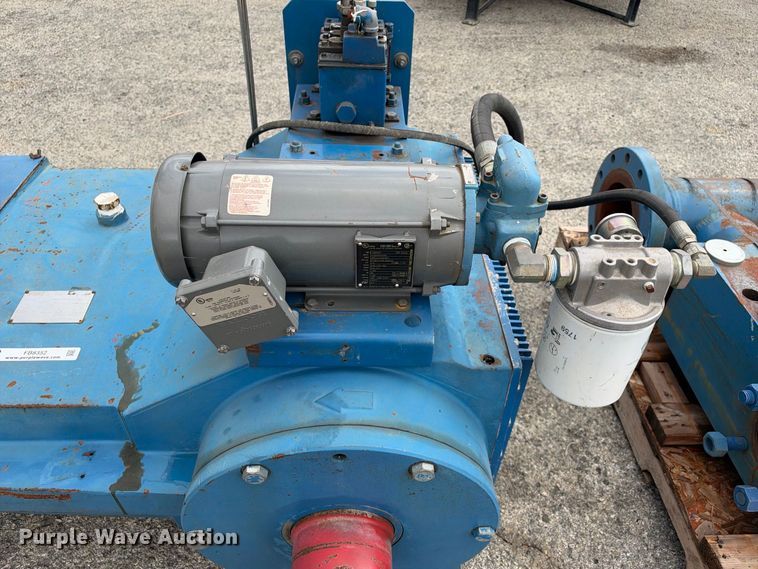 image for item FB8352 FMC M2836 API pump