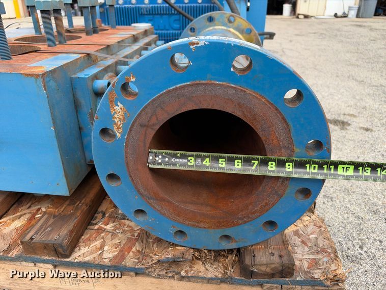 image for item FB8352 FMC M2836 API pump
