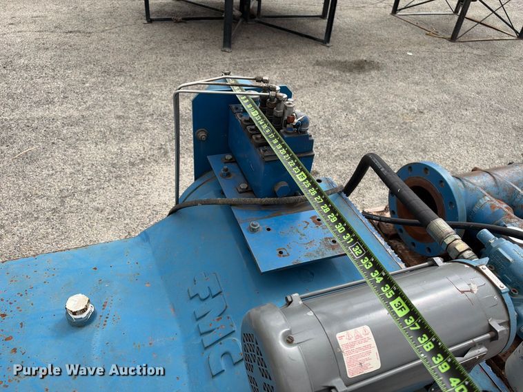 image for item FB8352 FMC M2836 API pump