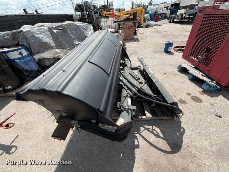 image for item FB8355 2014 Bobcat 68 angle broom skid steer broom