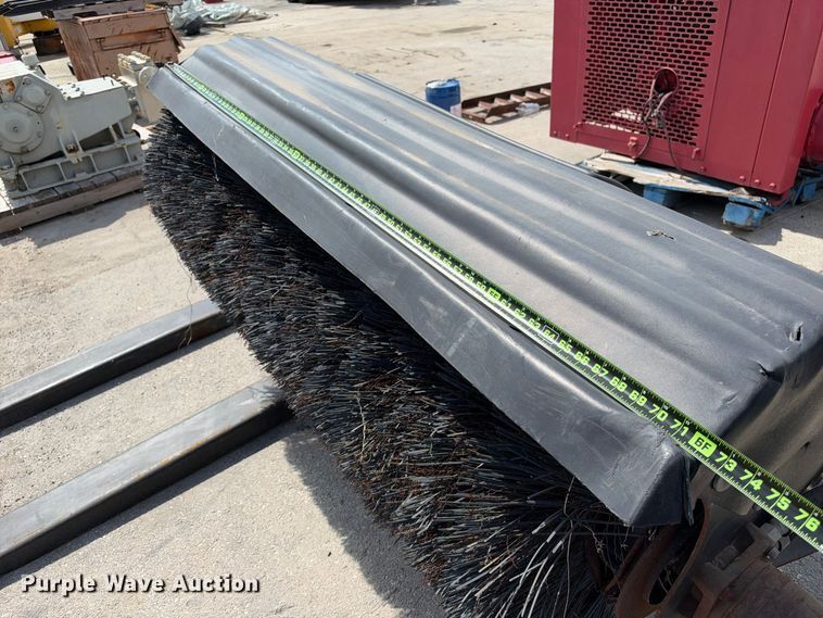 image for item FB8355 2014 Bobcat 68 angle broom skid steer broom