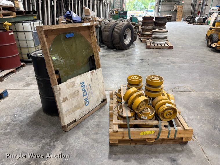 image for item FC3356 Skid steer parts