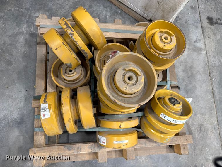 image for item FC3356 Skid steer parts