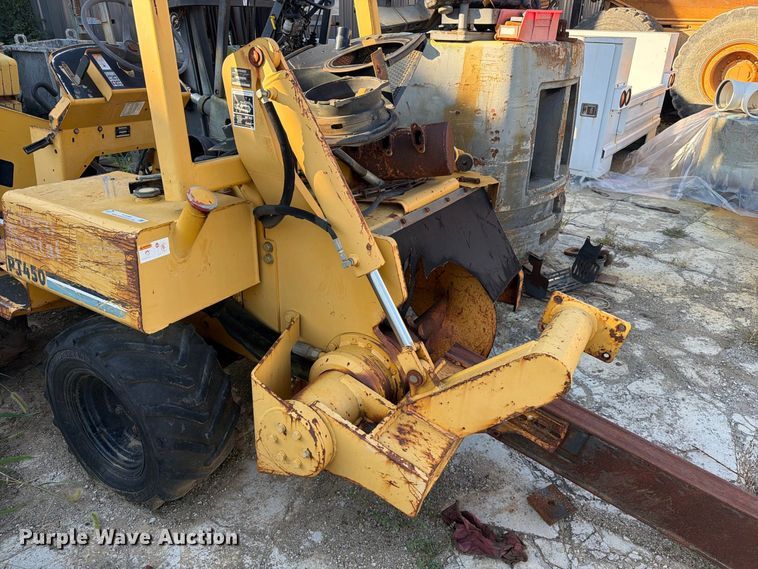image for item FC3369 2004 Vermeer TR450 trencher